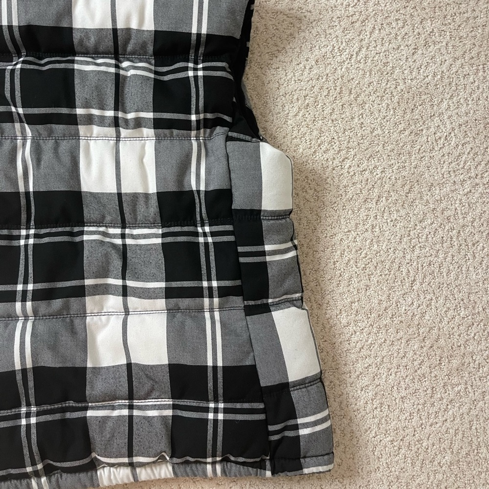 Plaid Puffer Vest - Picture 12 of 15